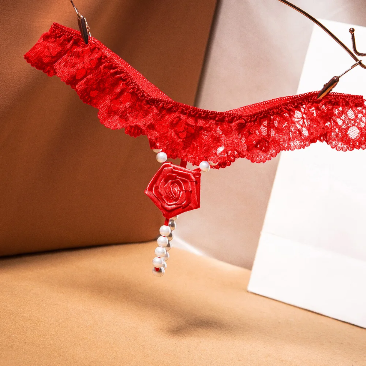 STR0145 – Γυναικείο string με Πέρλες και Δαντέλα One Size - Image 2